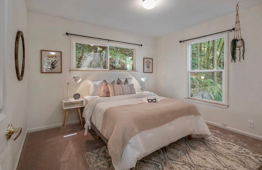 More Photos Of 12060 Highway 116 Hwy, Guerneville Storefront For Sale