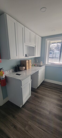 More Photos Of 1640 Wyckoff Rd, Wall Township Warehouse For Lease