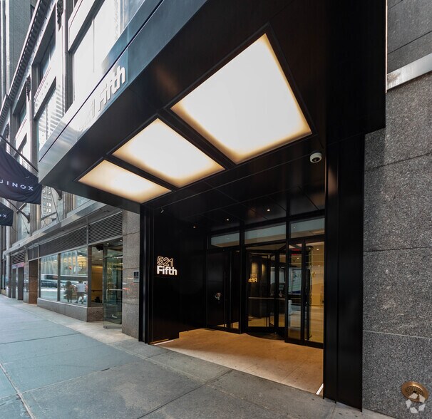 More Photos Of 521 Fifth Ave, New York Office For Sale