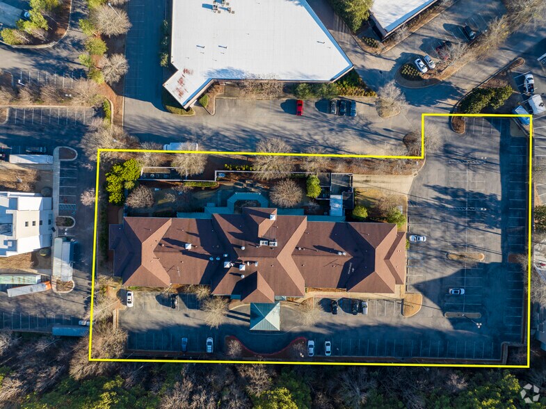 More Photos Of 4300 Colonnade Pky, Birmingham Hotel For Sale