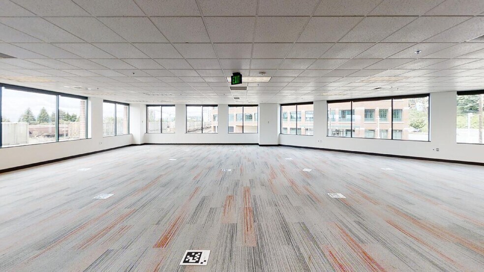 More Photos Of 351 Elliott Ave W, Seattle Unknown For Lease