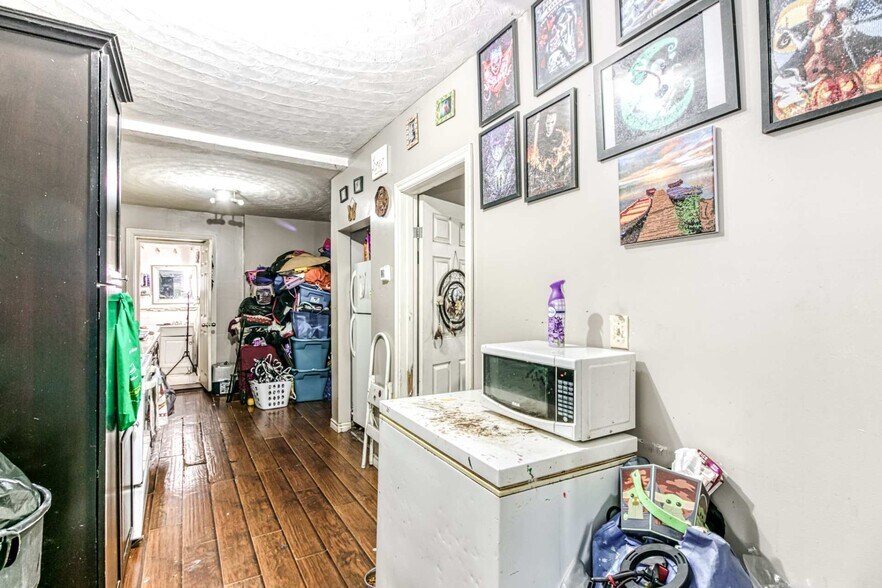 More Photos Of 354 Eva Av, Sudbury Apartments For Sale