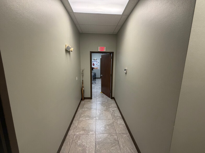 More Photos Of 1508 N Zaragoza Rd, El Paso Medical For Sale