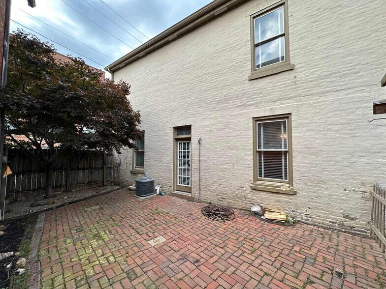 More Photos Of , Columbus Unknown For Sale