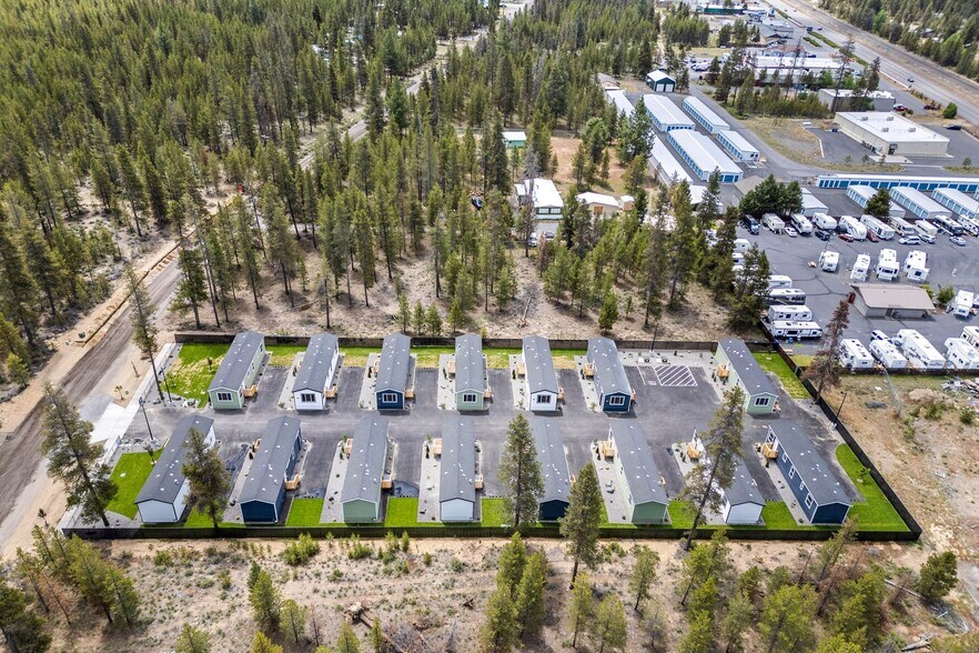 More Photos Of 52663 Drafter Rd, La Pine Manufactured Housing Mobile Home Park For Sale