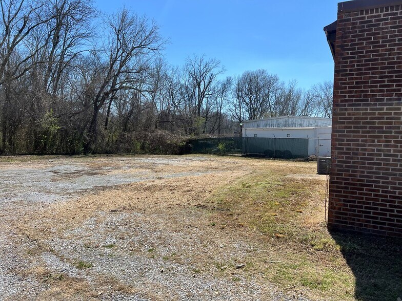 More Photos Of 503 N Duke St, LaFayette Industrial For Sale