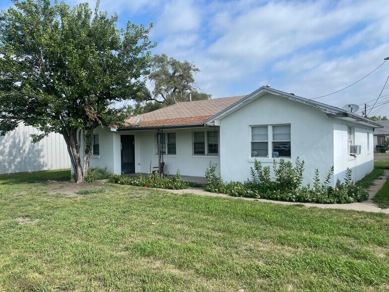 More Photos Of 2813-2819 Rodeo Rd, North Platte Apartments For Sale