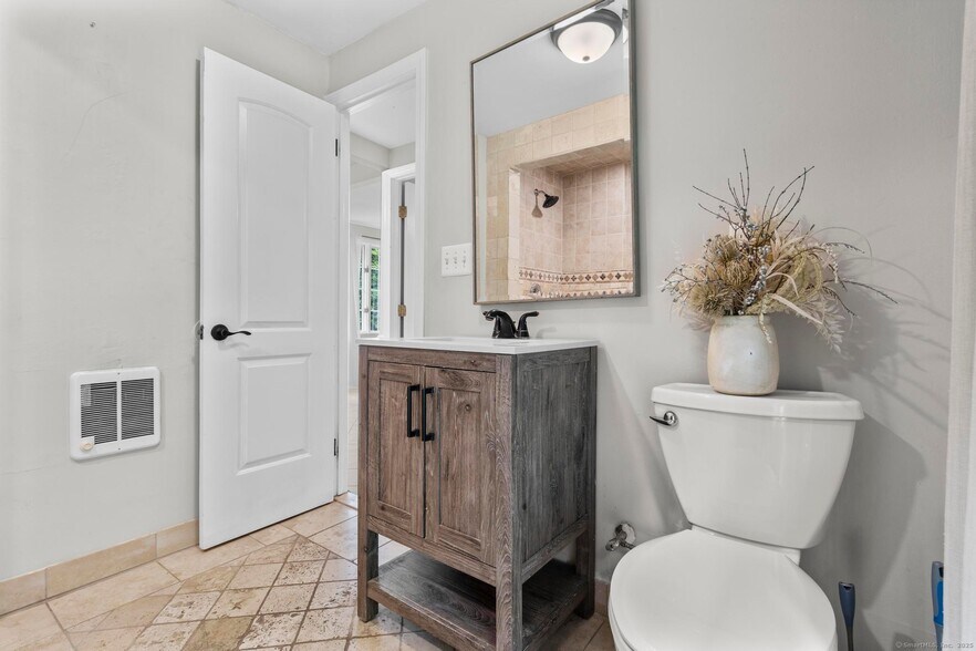 More Photos Of 286 Marlborough St, Portland Storefront Retail Residential For Sale