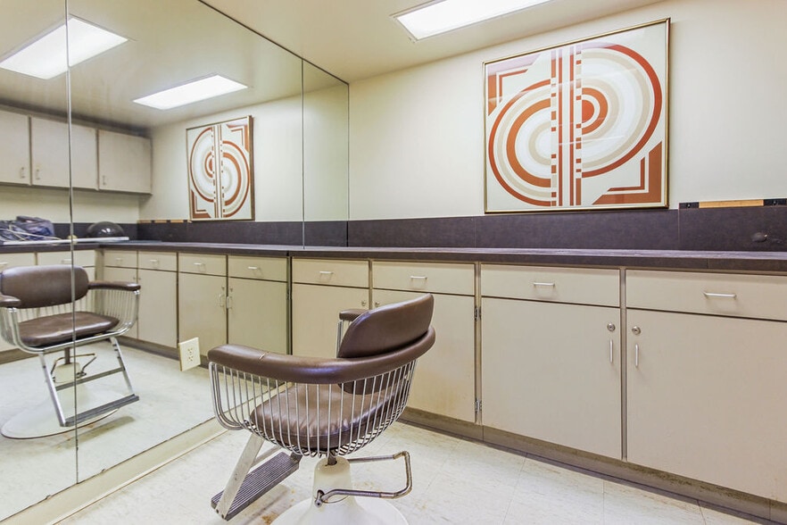 More Photos Of 4351 Old William Penn Hwy, Monroeville General Retail For Sale
