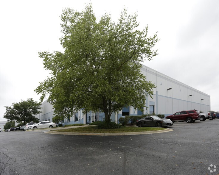 More Photos Of 8500 W 185th St, Tinley Park Manufacturing For Lease