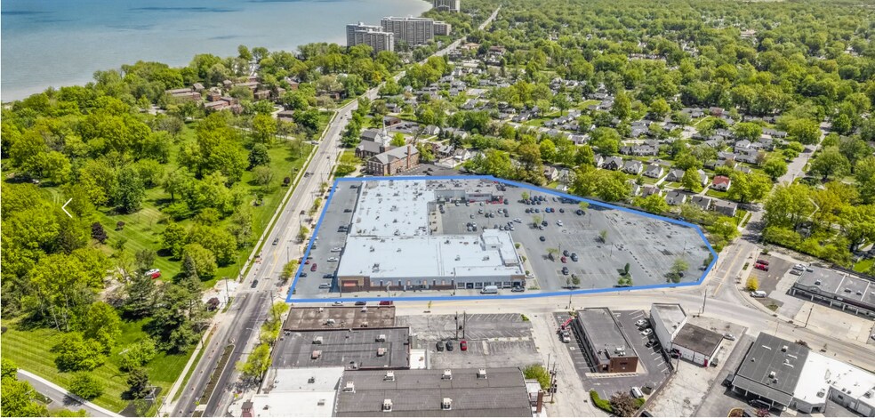 More Photos Of 22800-22840 Lake Shore Blvd, Euclid Supermarket For Sale