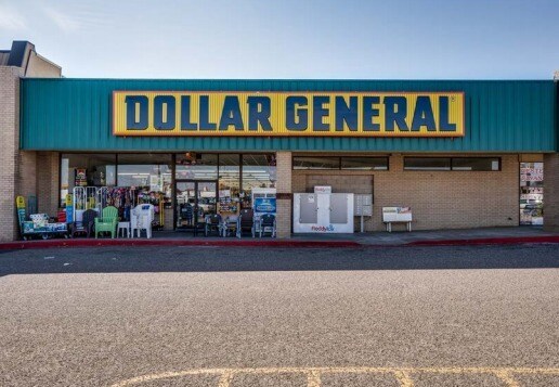 More Photos Of 2209 Avenue F NW, Childress Storefront For Lease