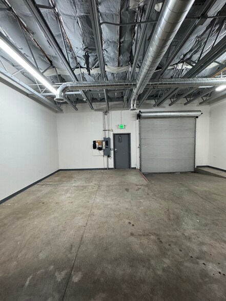 More Photos Of 770-780 Smithridge Dr, Reno Showroom For Lease