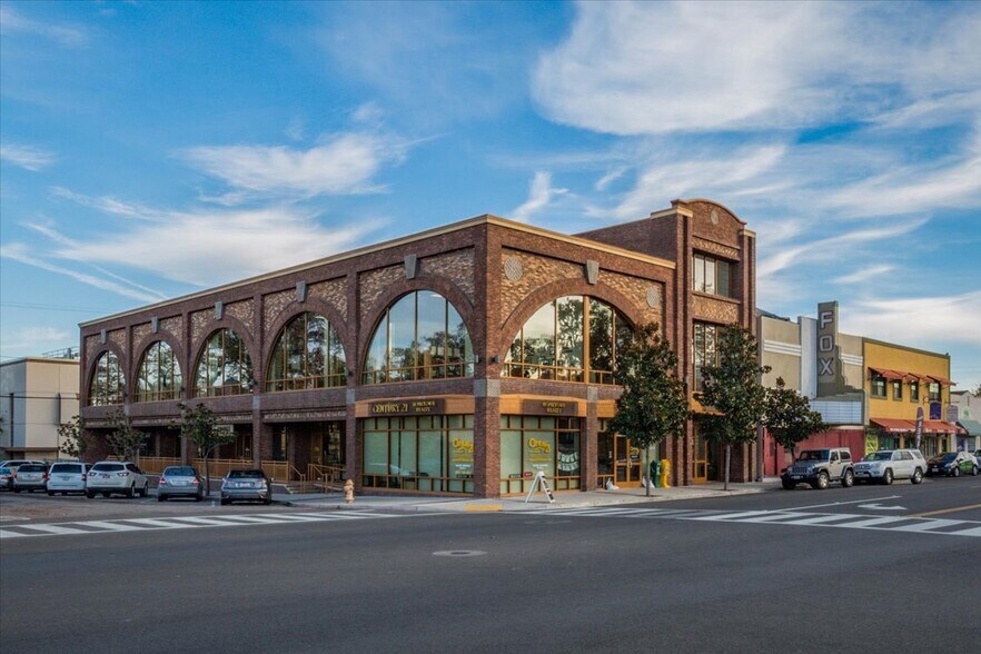 More Photos Of 1446 Spring St, Paso Robles Office For Sale