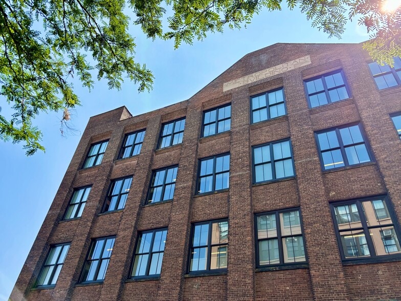 More Photos Of 44-01 11th St, Long Island City Loft Creative Space For Lease