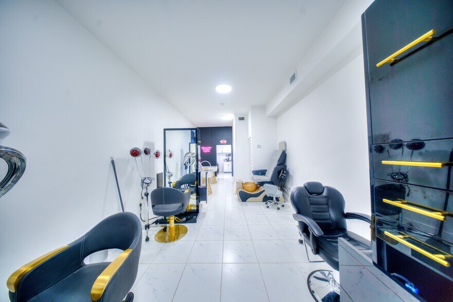More Photos Of 6471 SW 8th St, West Miami General Retail For Sale
