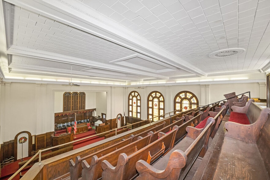 More Photos Of 501 Elizabeth St, Charleston Flex For Sale