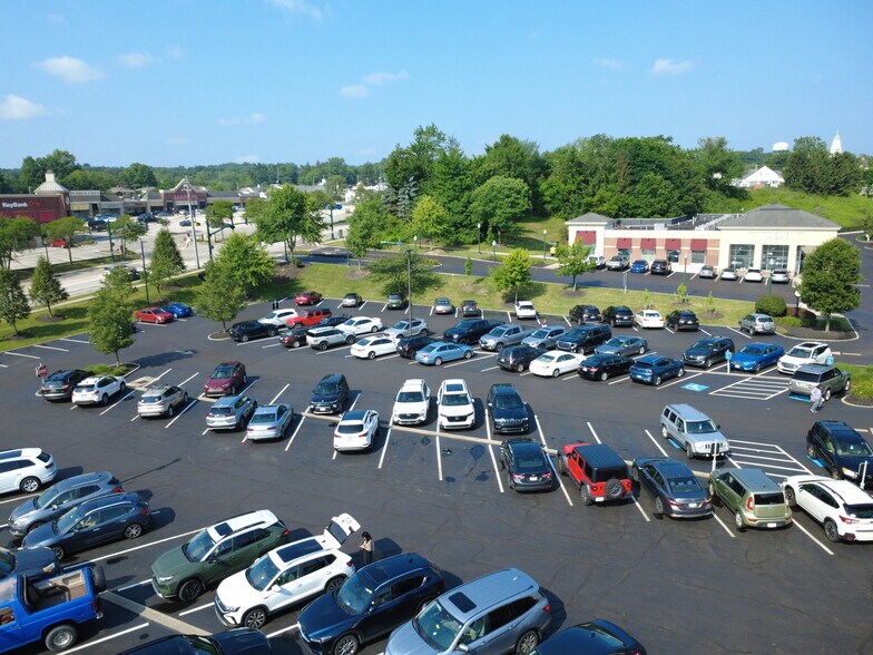 More Photos Of 8263-8383 Chippewa Rd, Brecksville Unknown For Lease