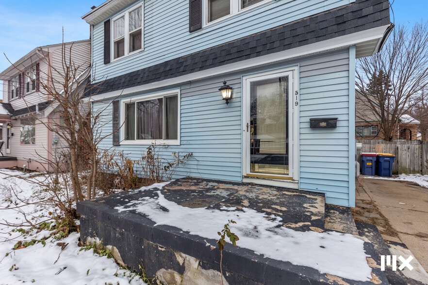 More Photos Of , Grand Rapids Multifamily For Sale