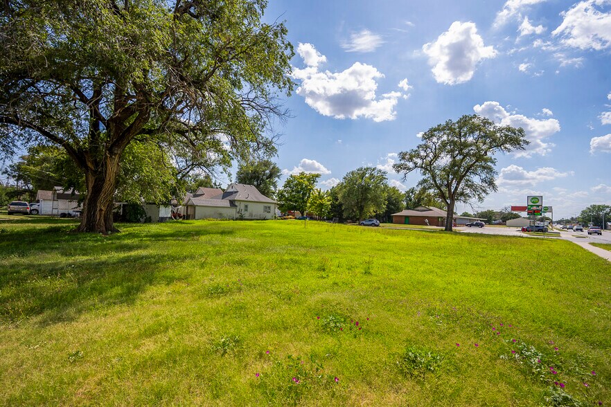More Photos Of 0000 4th East Avenue East, Hutchinson Land For Sale