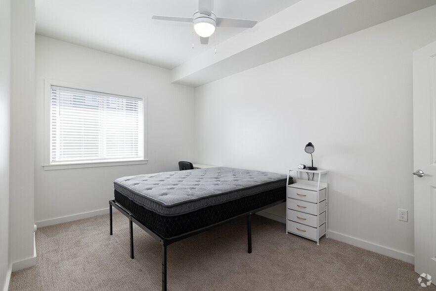More Photos Of 3040 S South Fork Blvd, Idaho Falls Apartments For Sale