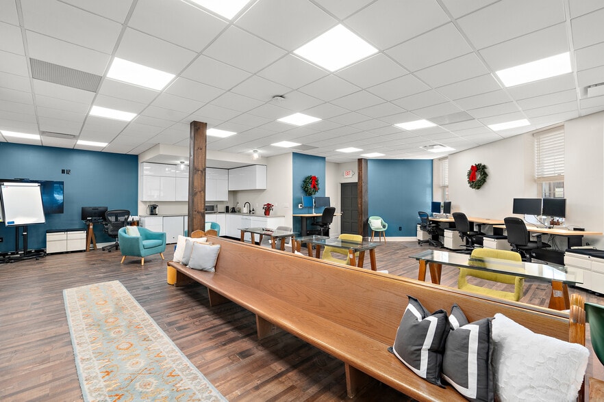 More Photos Of 438 Division St, Sewickley Office For Lease