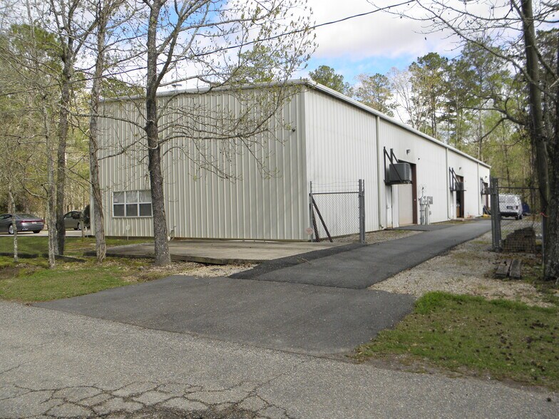 More Photos Of 1710 Orleans St, Mandeville Office For Sale