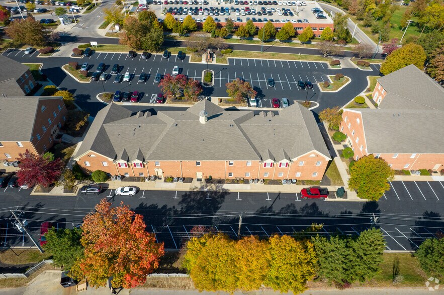 More Photos Of 575 Copeland Mill Rd, Westerville Unknown For Lease