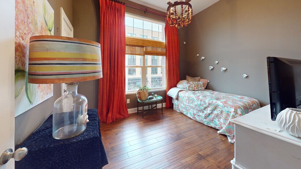More Photos Of 240 Main St W, Carmel Storefront Retail Residential For Sale