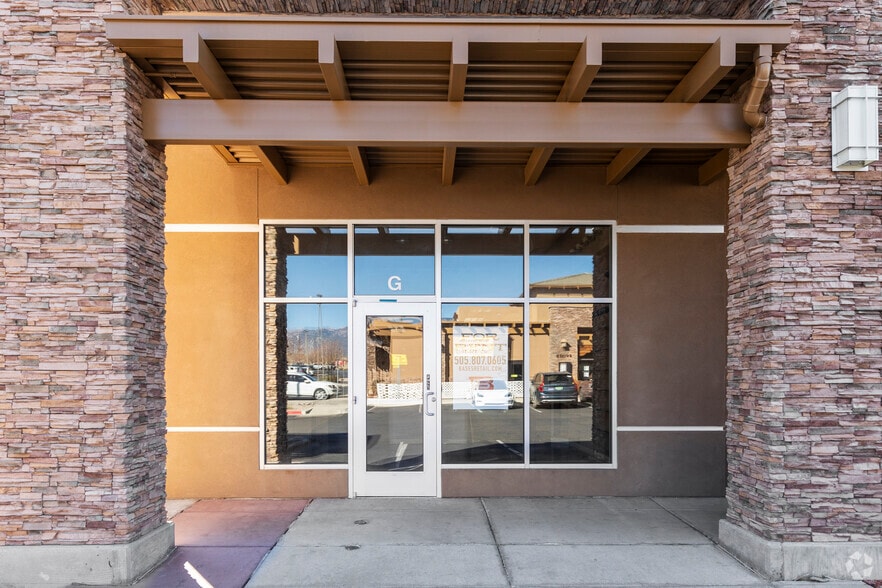 More Photos Of 8850 Holly St NE, Albuquerque Unknown For Lease