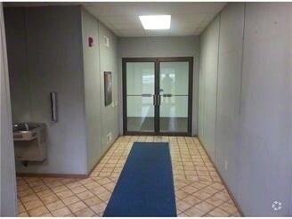 More Photos Of 3 Kensington Sq, New Kensington Medical For Lease