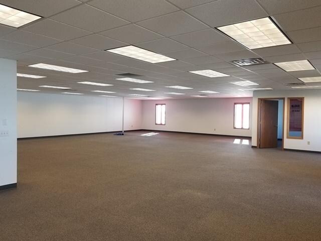 More Photos Of 3600 Downwind Dr, Marshfield Office For Sale