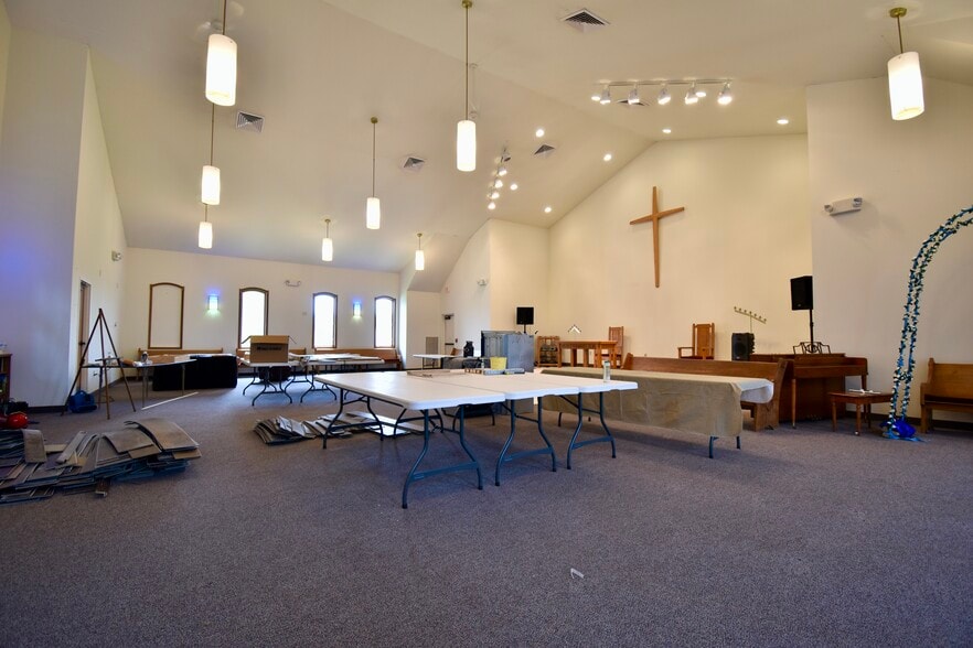 More Photos Of 9537 S Clinton Trl, Eaton Rapids Religious Facility For Sale