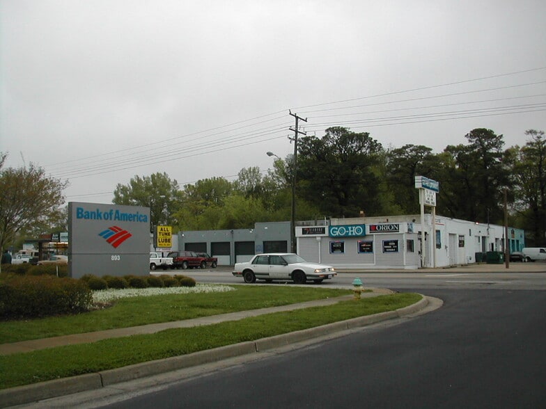 More Photos Of 894 E Little Creek Rd, Norfolk Auto Repair For Sale
