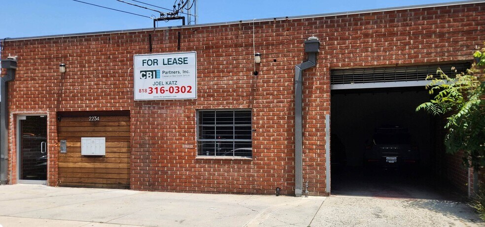 More Photos Of 2234 Barry Ave, Los Angeles Warehouse For Lease