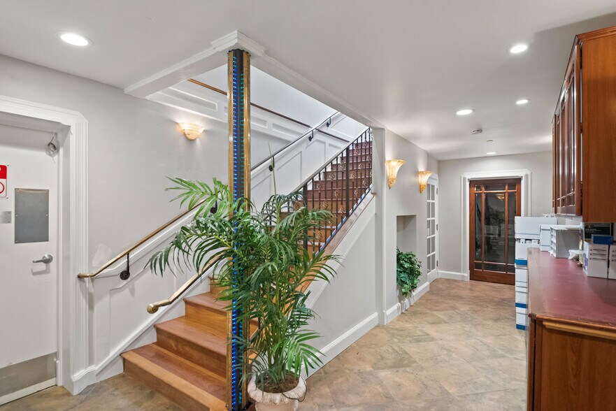 More Photos Of 961 Hamline St, San Jose Service For Sale