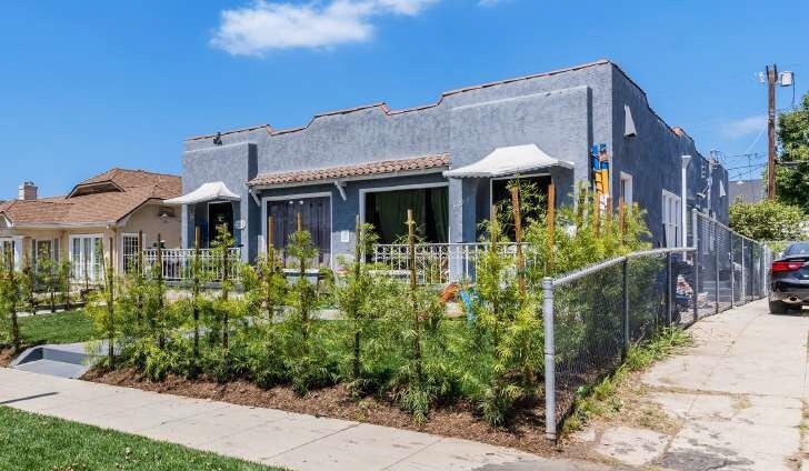 More Photos Of 2211 S Bronson Ave, Los Angeles Apartments For Sale