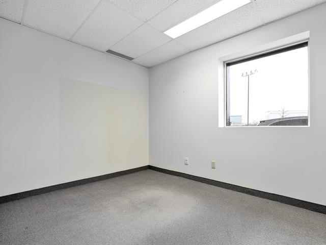 More Photos Of 170 Rue Deveault, Gatineau Flex For Lease