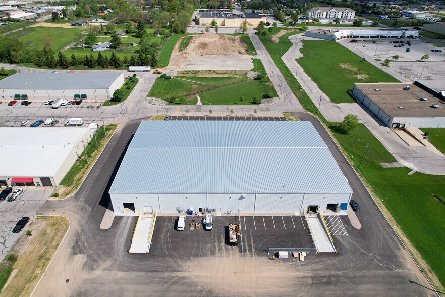 More Photos Of 5230 Keystone Dr, Fort Wayne Distribution For Lease
