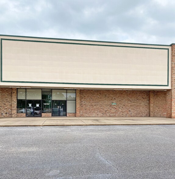 More Photos Of 3400-3446 Demetropolis Rd, Mobile Office For Lease