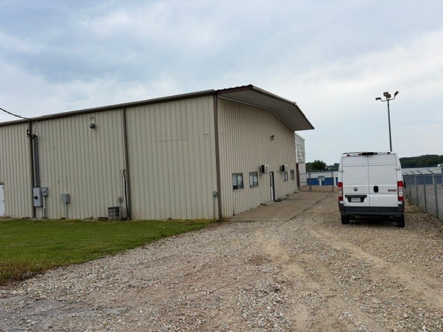 More Photos Of 28300-28308 N Wind Dr, Wright City Warehouse For Sale