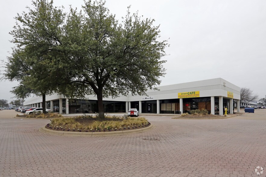 Primary Photo Of 2301-2337 Gravel Dr, Fort Worth Unknown For Lease