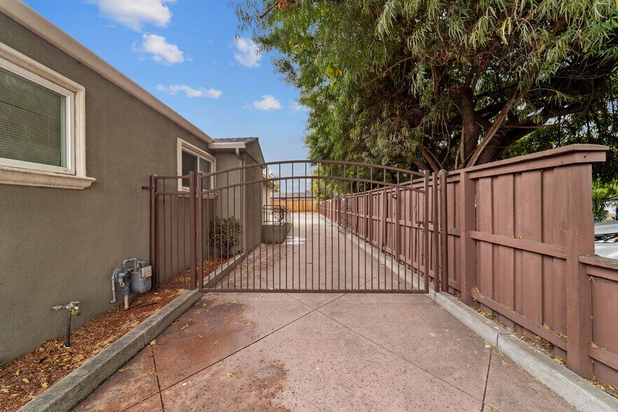More Photos Of 250 Meridian Ave, San Jose Office Residential For Sale