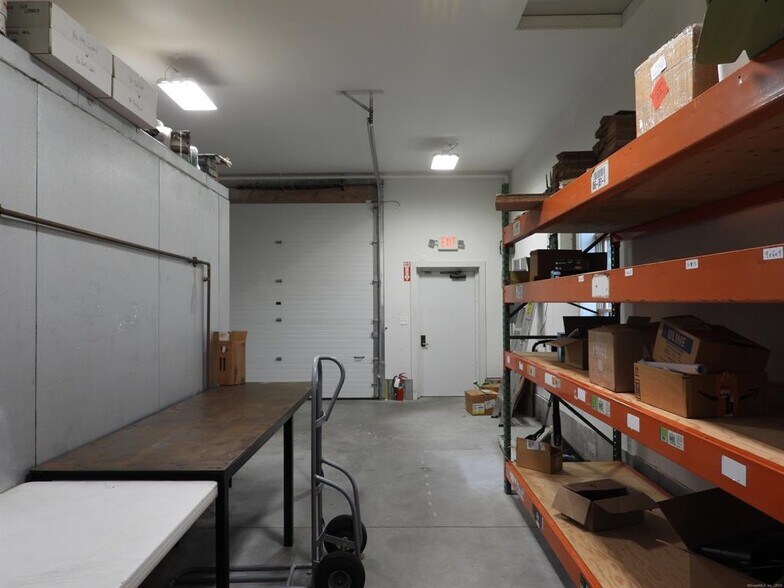 More Photos Of 81 Norwich Westerly Rd, North Stonington Restaurant For Sale