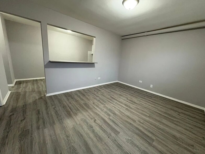 More Photos Of 14513-14523 S Kedzie Ave, Posen Apartments For Sale