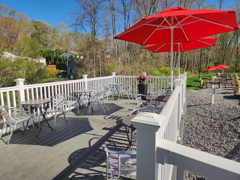 More Photos Of 605 Wolcott Rd, Wolcott Specialty For Sale