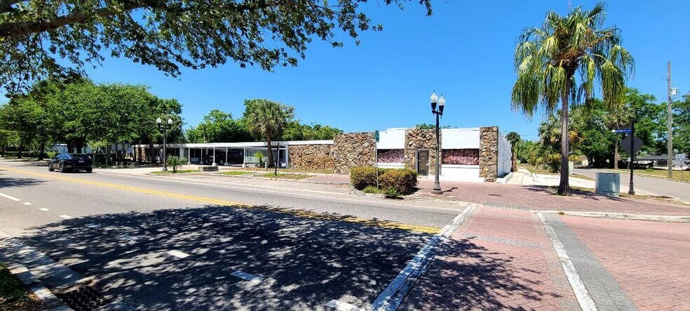 More Photos Of 427 E Kennedy Blvd, Maitland Apartments For Sale