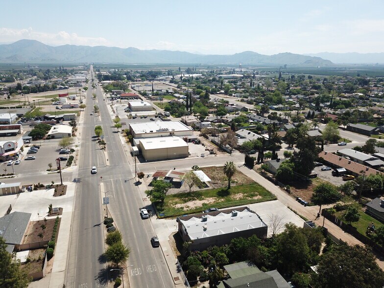 More Photos Of 1233 Park Blvd, Orange Cove Freestanding For Lease