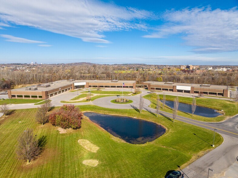 More Photos Of 500 Canal View Blvd, Rochester Unknown For Lease