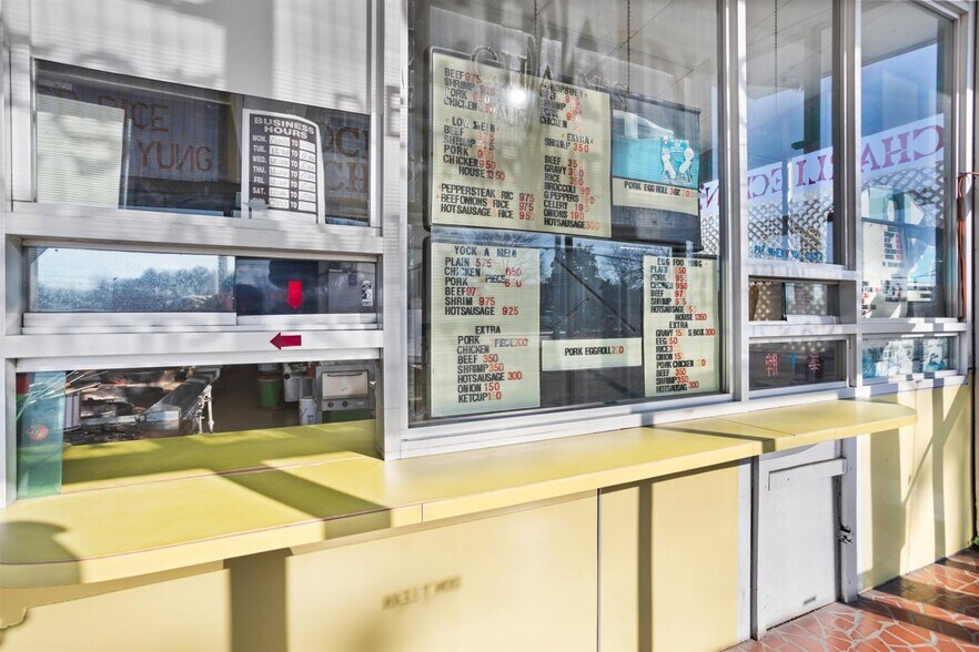 More Photos Of 5862 Jefferson Ave, Newport News Freestanding For Sale